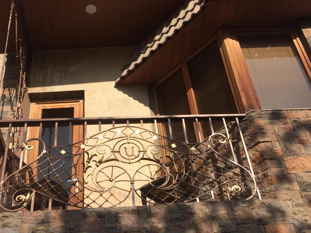 Crystal Villa Hotel Yerevan Exterior foto
